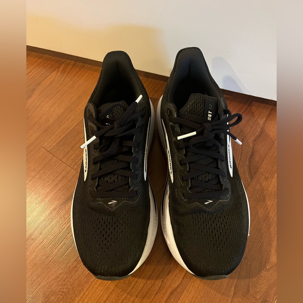Brooks Ghost Road Running Shoes - Picture 3 of 6
